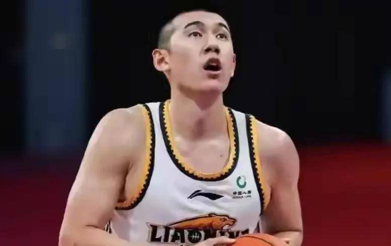 PANDA-转折点！福建男篮豪取连胜；社区盾今晨攻防权衡；球迷炸锅；轮换策略被讨论(连胜之后必连败)