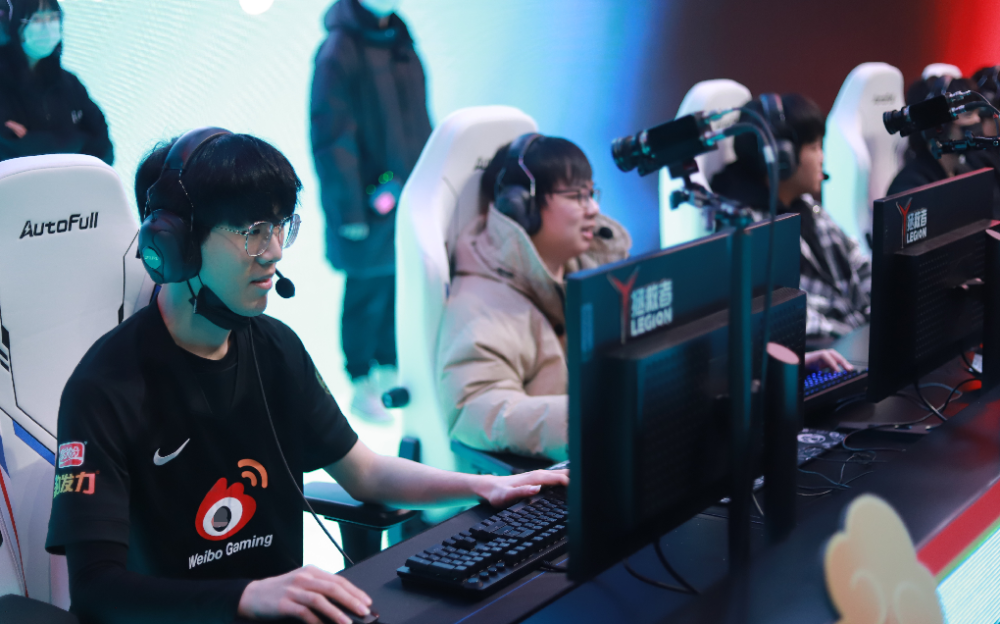 关于TheShy在日本队比赛中败北，精彩发挥引发热议！的信息