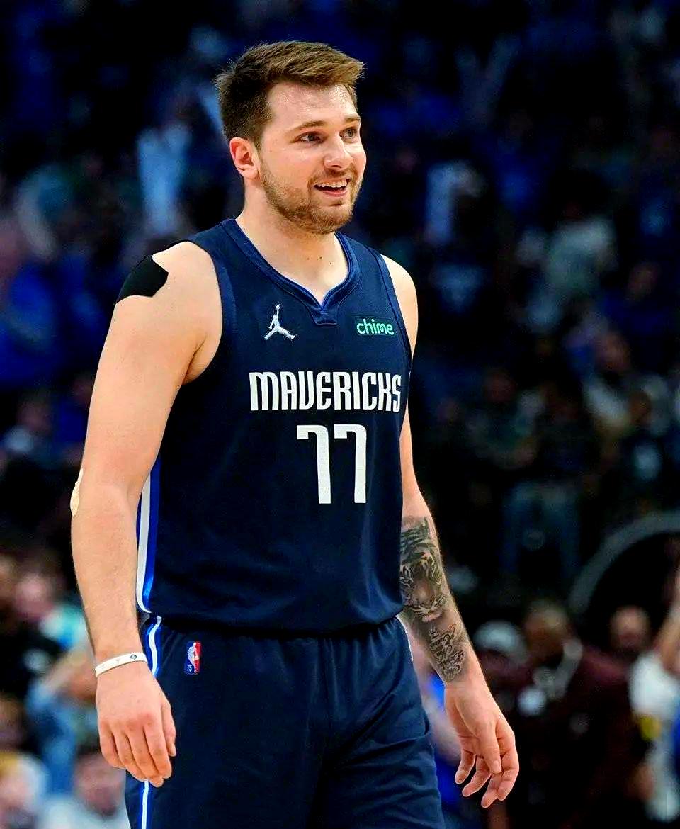 熊猫体育-包含东契奇赛事官方发布回归赛场新规，独行侠争议不断！的词条