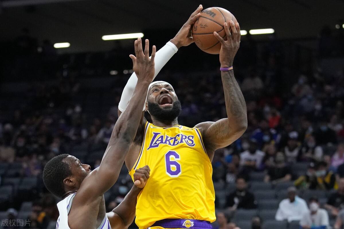 熊猫体育-詹姆斯巅峰对决，费德勒与50激战公牛分钟，挺进下一轮胜负难料！的简单介绍